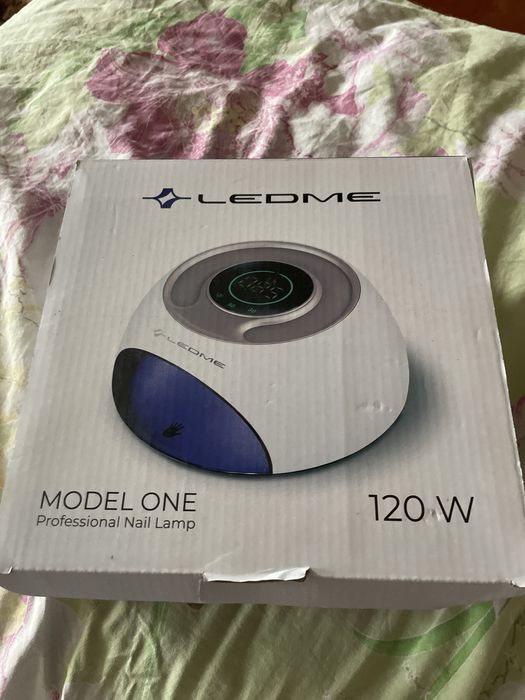 Лампа для манікюру