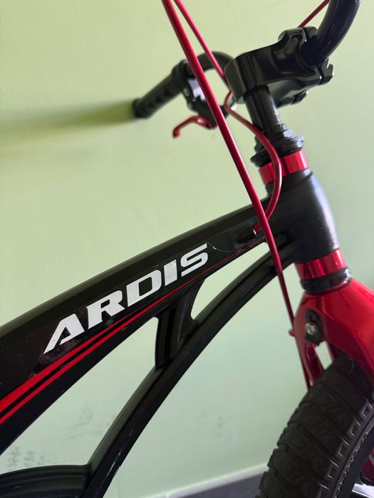 Дитячий велосипед