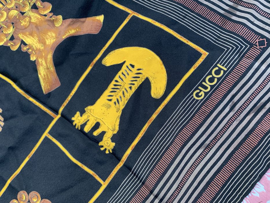 Платок Gucci 90 s