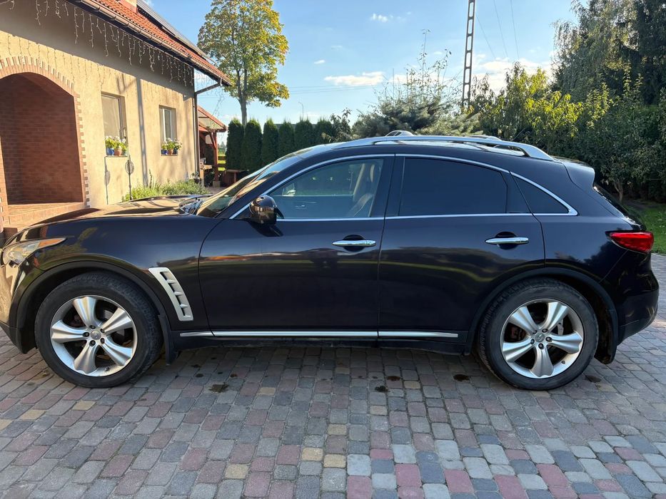 Infiniti FX
