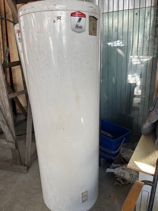 Бойлер Gorenie 200л