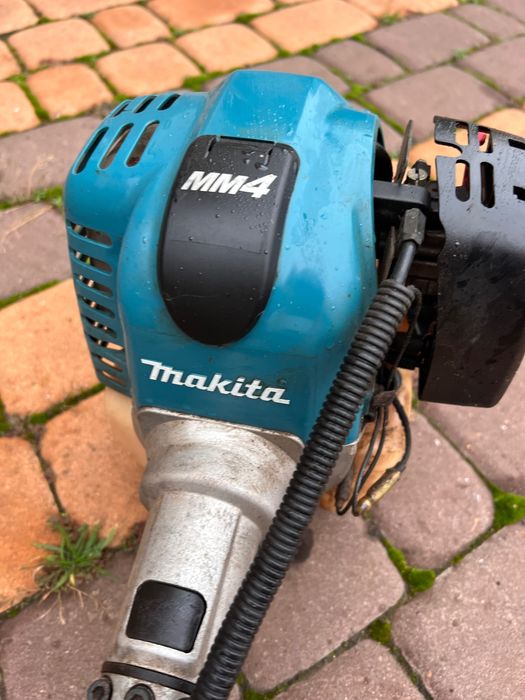 Бензокоса Makita EBH 252U