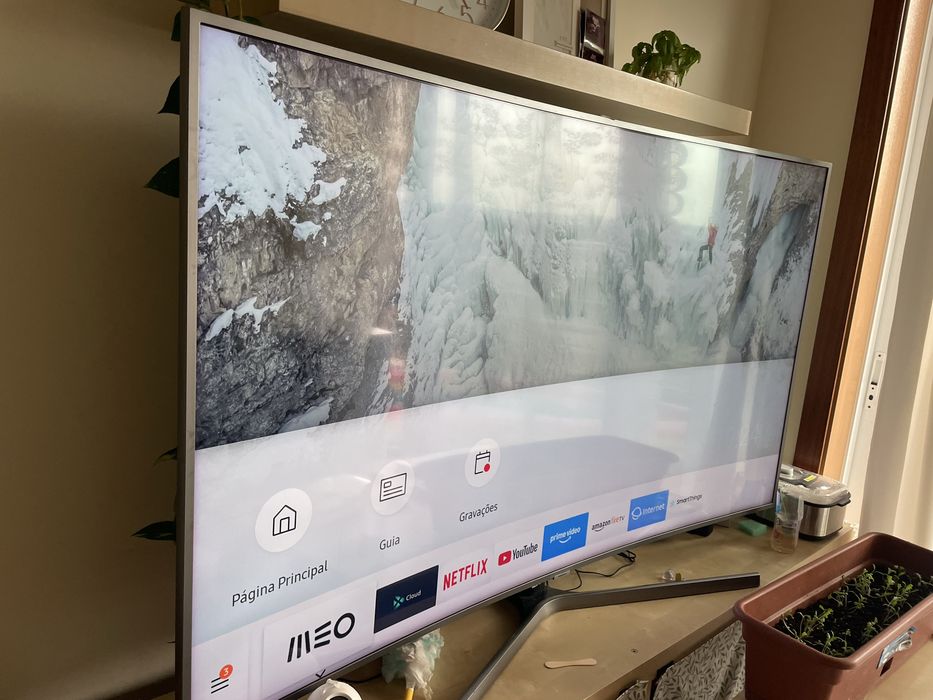 Samsung 65” 4K Smart TV Curva