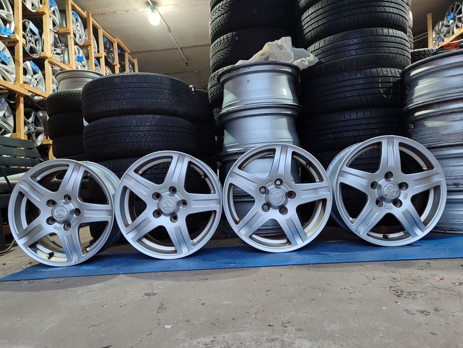 Диски R-15. 5×114.3. ET-50. J-6. Dia-67.1