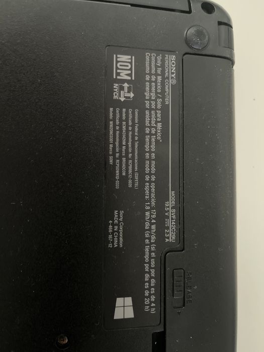 Vende-se PC Sony Vaio