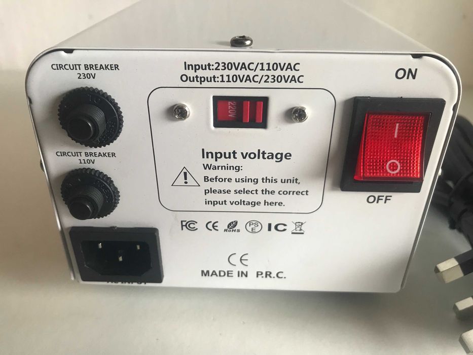 Перетворювач напруги LVYUAN vtusukeu-800/ 800VA, 110В/220В