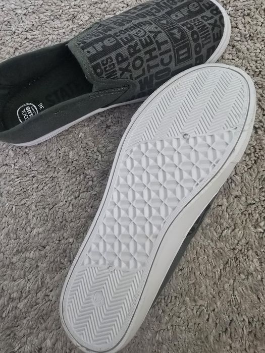 Nowe wsuwane trampki