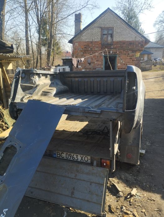 Продам прицеп Nissan Navara