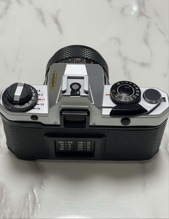 YASHICA FX-D QUARTZ aparat analogowy stan bardzo dobry