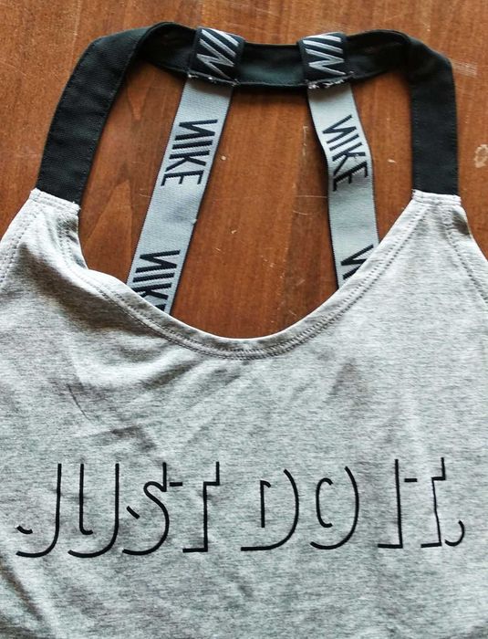 Стильна спортивна майка Nike, оригінал