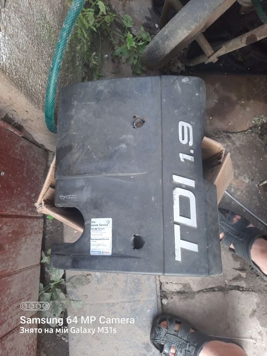 Продам пластмасу на мотор