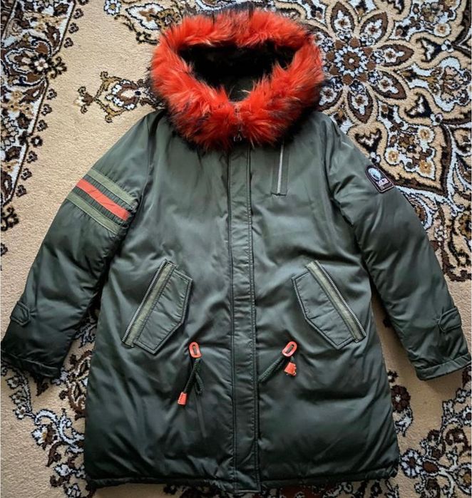 Куртка холодна осінь-зима підійде для вагітних