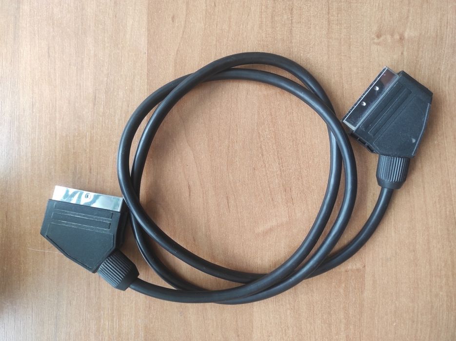 Відео, аудіо кабелі.