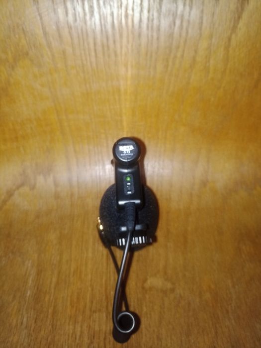 Mikrofon pojemnościowy BOYA BY-VM01 do kamery lustrzanki zasilany AAA