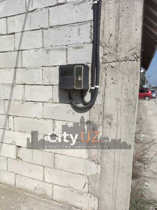 Продається комерційне приміщення