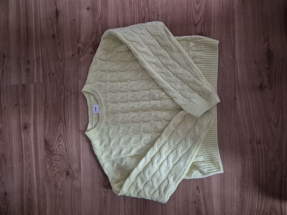 żółty sweter sinsay M