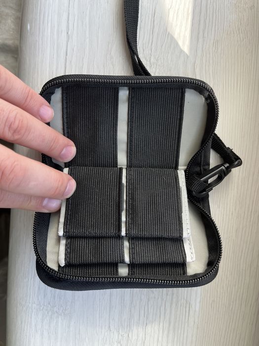 Сумочка кейс футляр для карт памяти, флешек