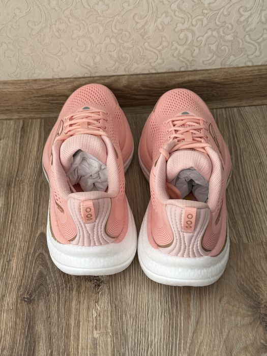 Кросівки для бігу Saucony Ride