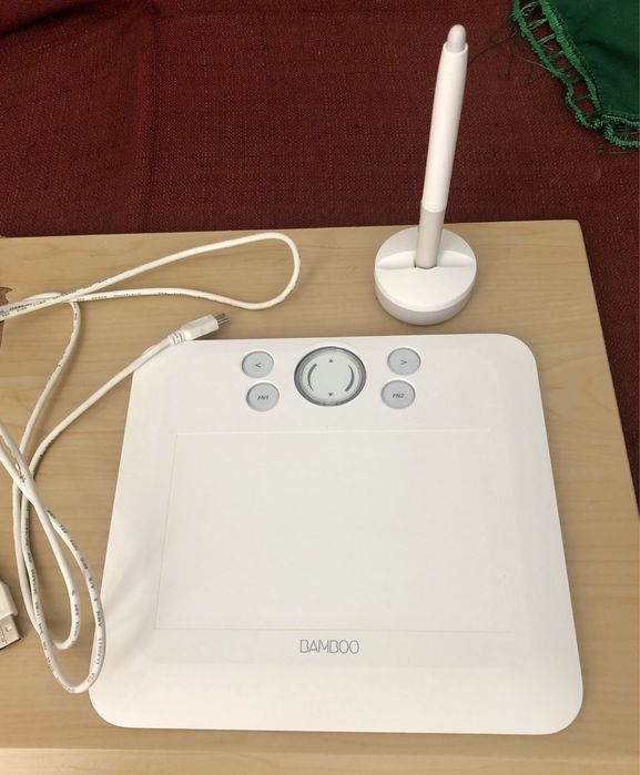 Mesa digital para desenhar ou rato - Bamboo