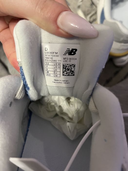 37-38 розмір New balance 9060 Beige Blue кросівки жіночі