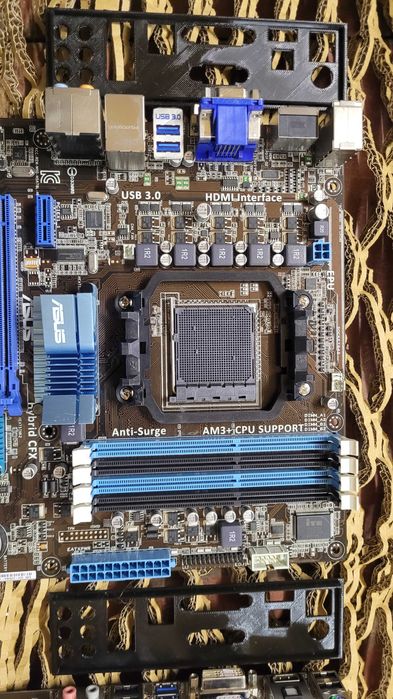 Материньська плата AM3 AM3+ під FX8350 8370 тощо ASUS M5A78L-M/USB3 4 слота під озу DDR3