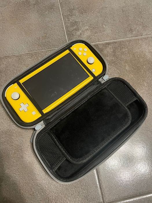 Nintendo Switch Lite +64gb