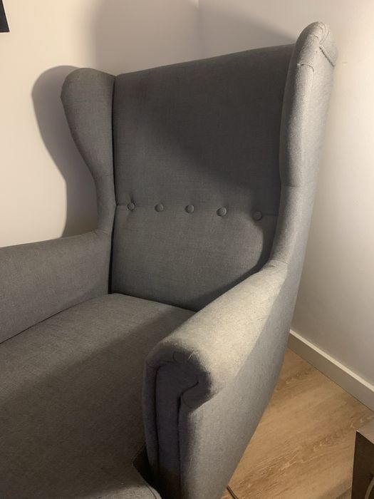 Poltrona strandmon ikea cinza