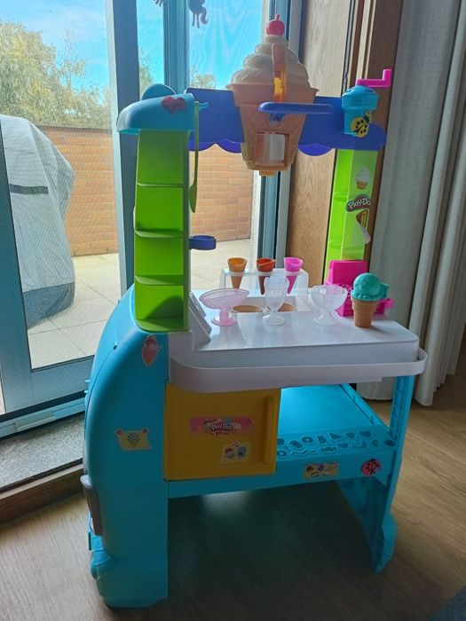 Carrinho plasticina play-doh