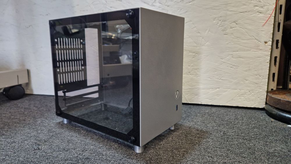 Obudowa itx szkło mala 26x25cm