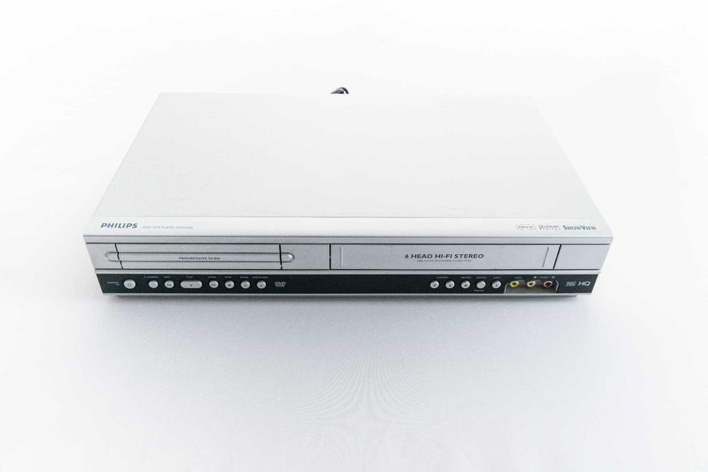 Combo magnetowid i DVD Philips DVP3055V