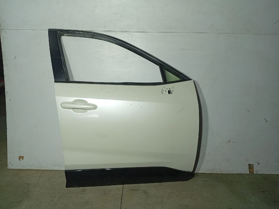 Porta frente direita TOYOTA RAV4 V (_A5_, _H5_)