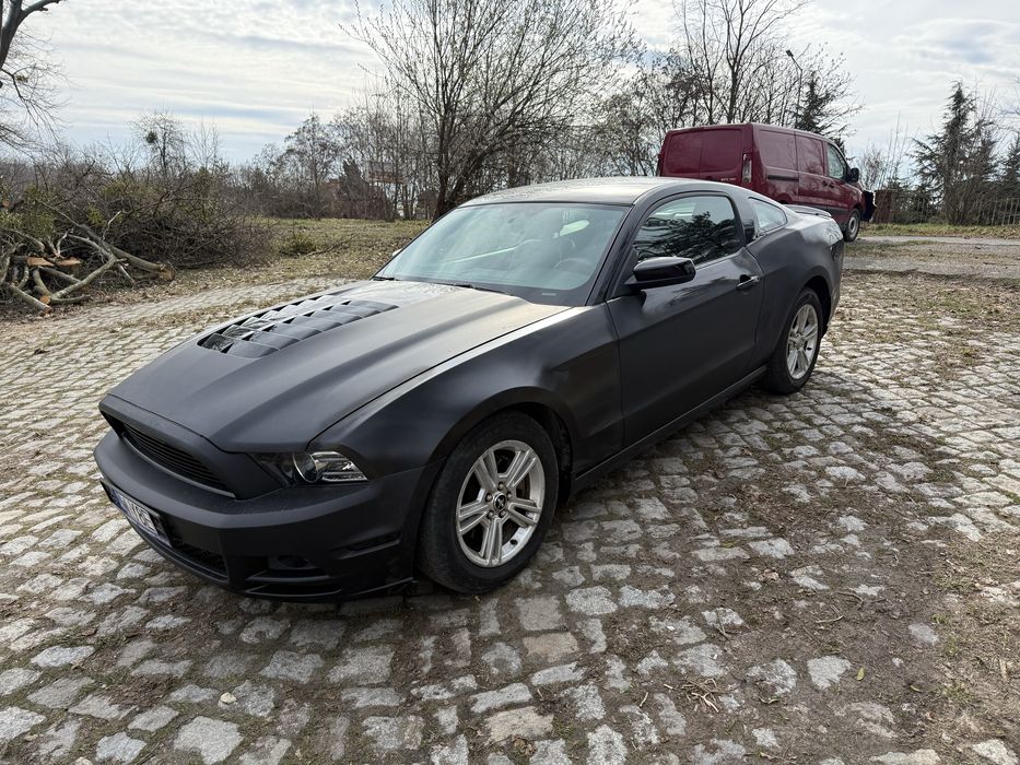 Ford Mustang 3,7 premium