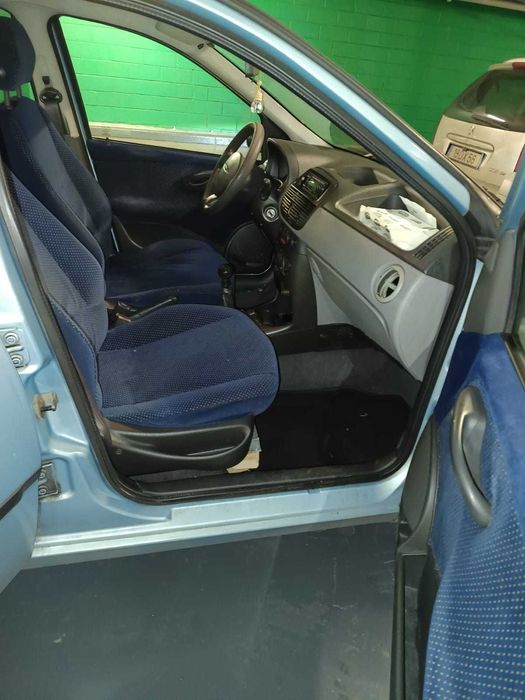 Fiat Punto ano 2000 1.2 gasolina
