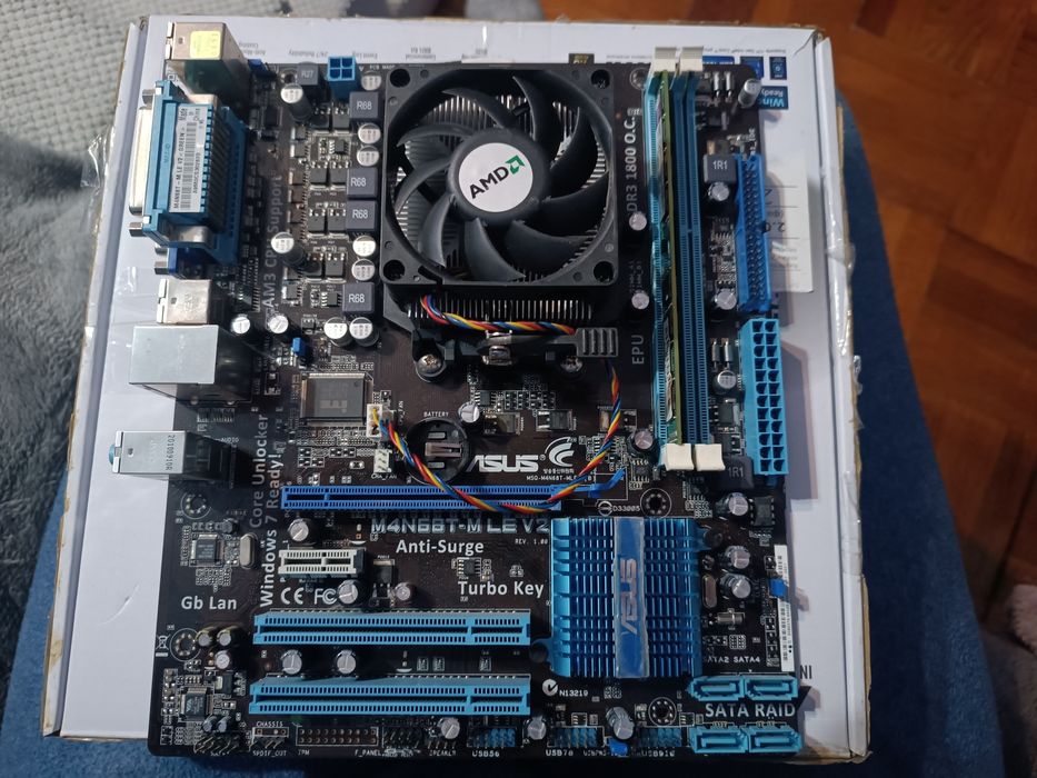 Продам комплектуючі