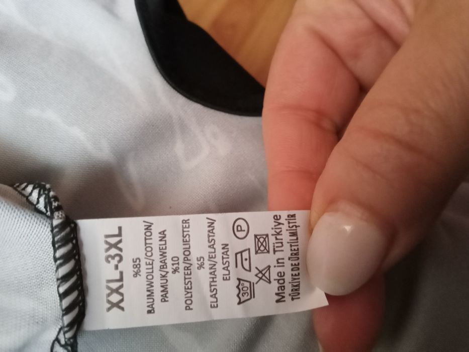 Damska sukienka bez rękawów