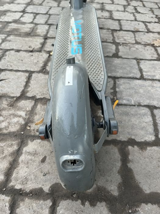 Hulajnoga elektryczna Motus