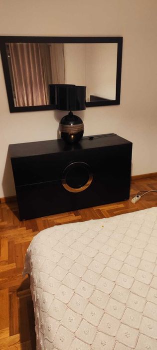 Mobília de Quarto Completa – Elegante e em Bom Estado