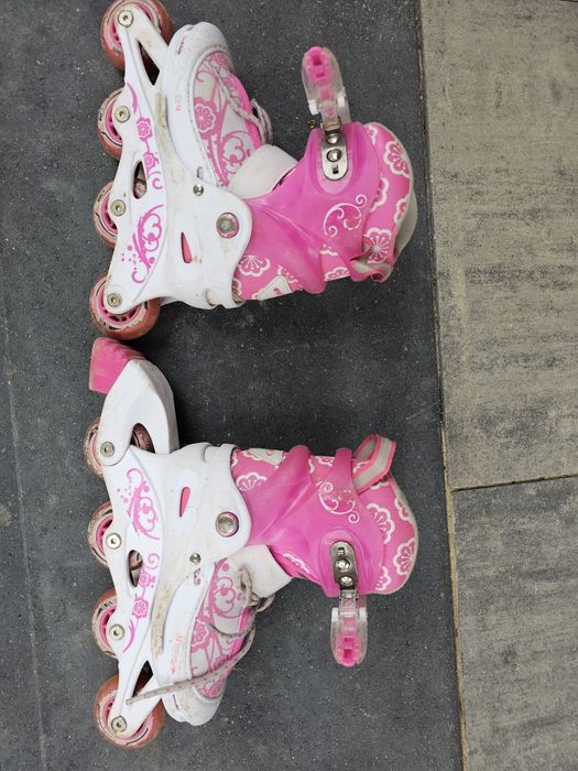 Sprzedam rolki regulowane 30-33