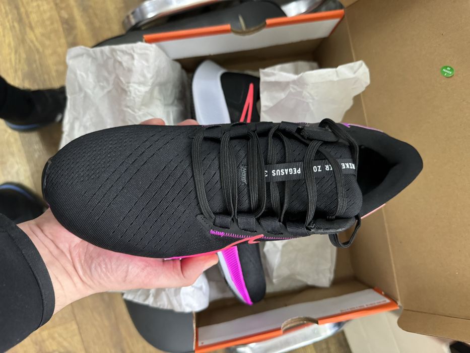 Оригінал Кросівки NIKE AIR ZOOM PEGASUS 38 BLACK. (28см)