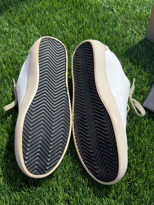 Golden goose novas