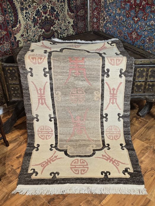 Dywan tybetański Nepal symbol Shou wełniany 93x173  Galeria Persopolis