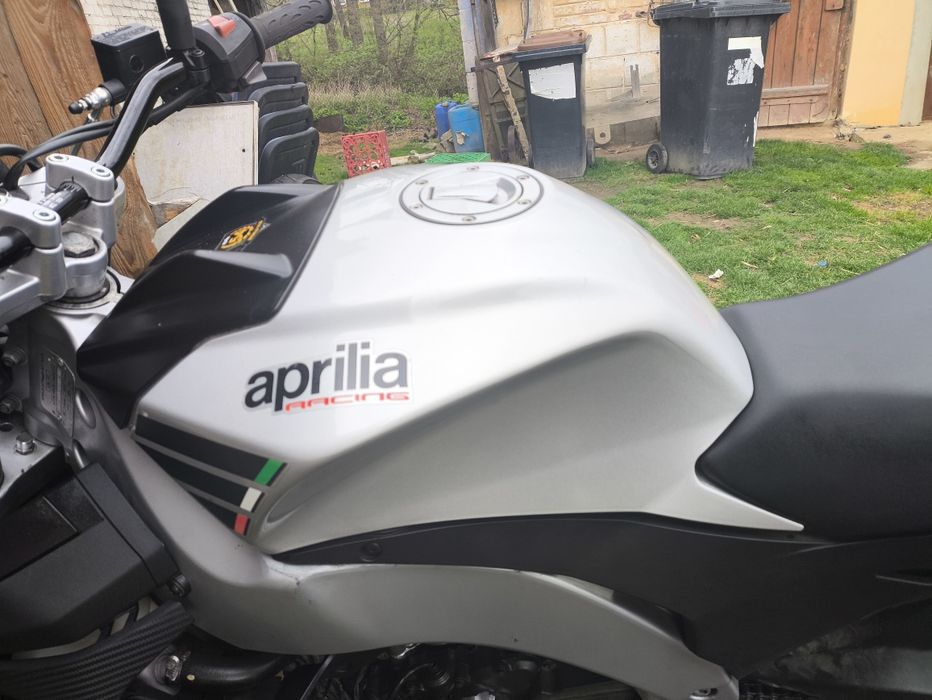 Aprilia RS4 tuono nakładka baku