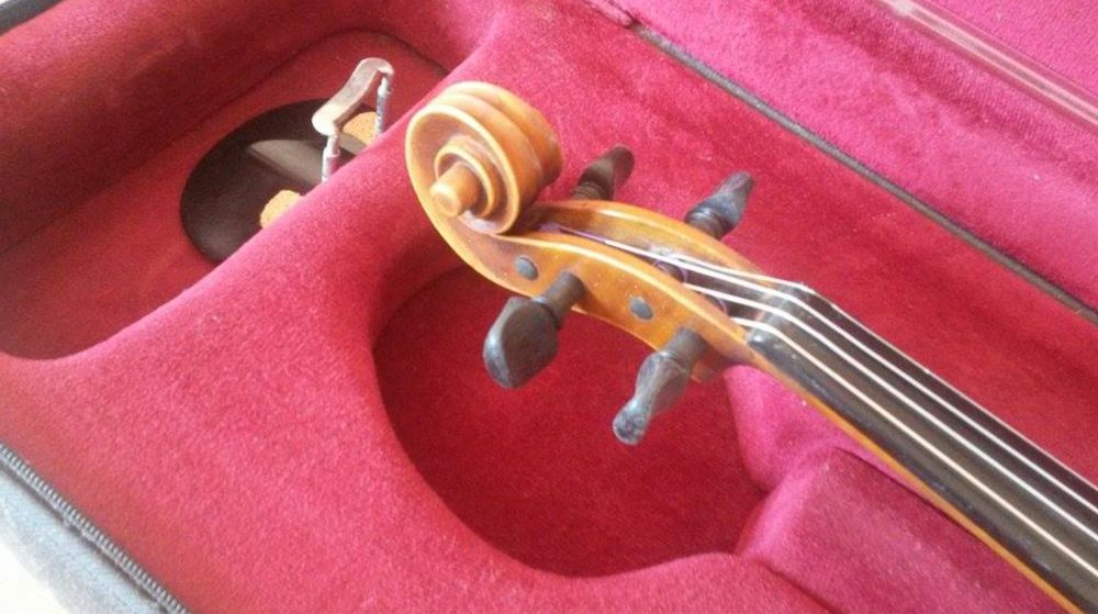 Violino 4/4 de M. Belinha