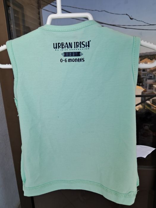 Camisa  verde bebé ( 0-6 meses) Novo Urban Irish