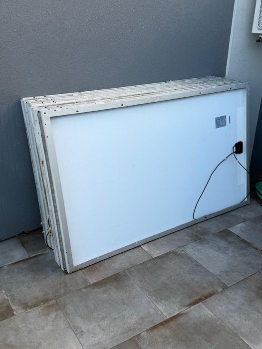 Paineis solares Amerisolar