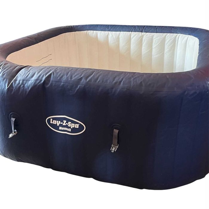 jacuzzi LAY-Z-SPA hawaii