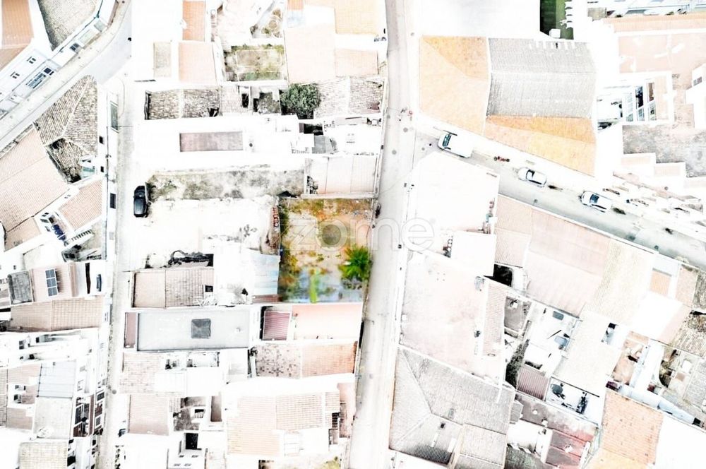 Terreno para Construção Habitacional ou Serviços