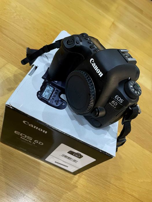 Canon EOS 6D Mark II - Como Nova