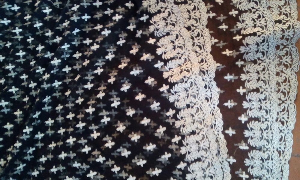Кружево сетка с шитьём