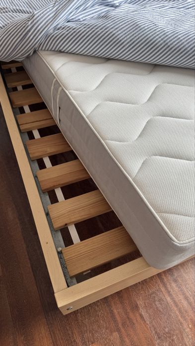 Cama solteiro 200x90 pouco uso